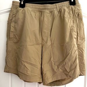 Bird dog shorts size medium